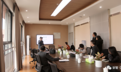 成都某校校园文化建设座谈会