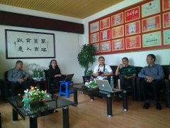 诉智教育前往邛崃某中学进行项目初步汇报